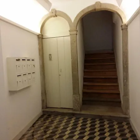 Charming Flat With Balconies Chiado District 2 Bedrooms & Ac 19th Century Building Lägenhet Lisboa