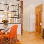 Charming Flat With Balconies Chiado District 2 Bedrooms & Ac 19th Century Building * Lissabon