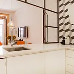 Charming Flat With Balconies Chiado District 2 Bedrooms & Ac 19th Century Building *