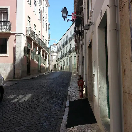Charming Flat With Balconies Chiado District 2 Bedrooms & Ac 19th Century Building *