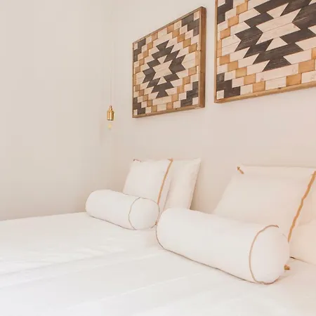 Διαμέρισμα Charming Flat With Balconies Chiado District 2 Bedrooms & Ac 19th Century Building *